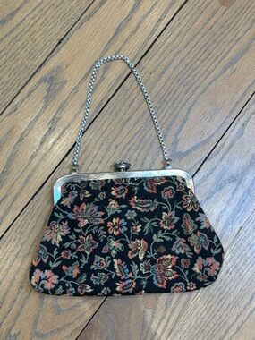 Vintage 1960s Black Floral Tapestry Chain-Handle Evening Bag